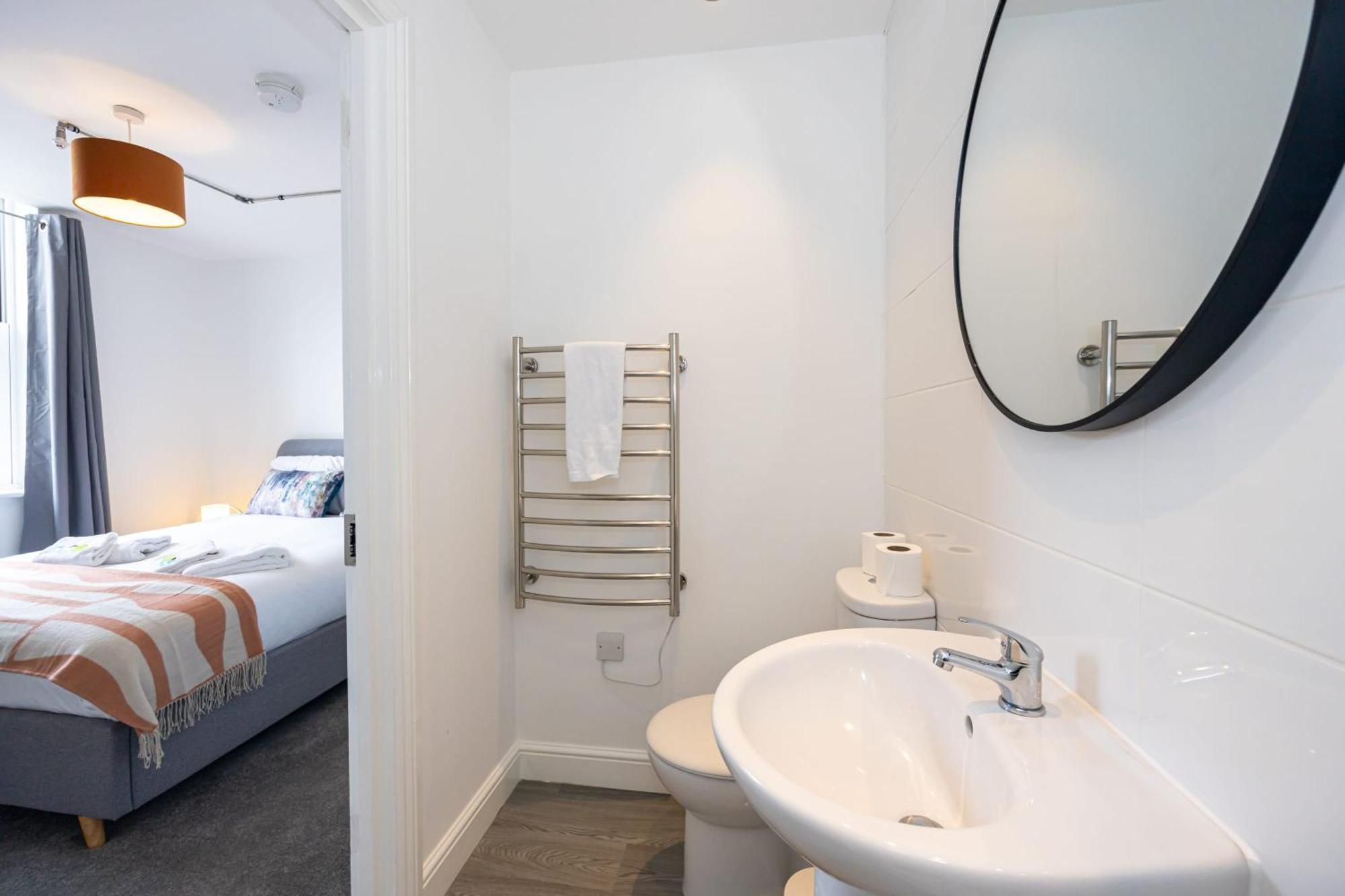 Beautiful 1 Bed 20Mins To Central Manchester Bolton Extérieur photo