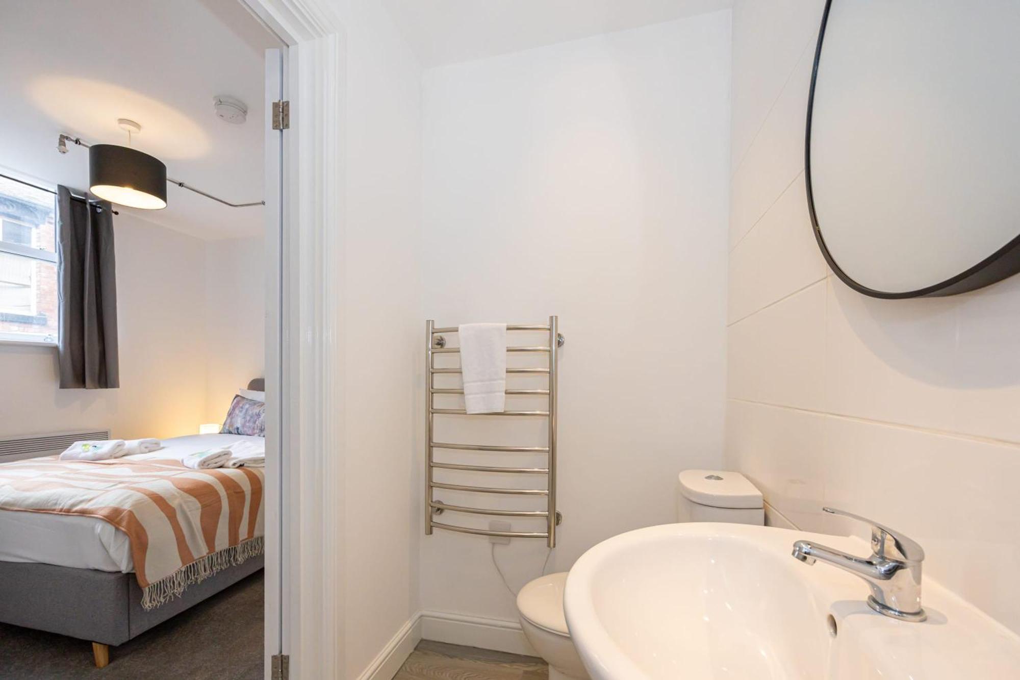 Beautiful 1 Bed 20Mins To Central Manchester Bolton Extérieur photo